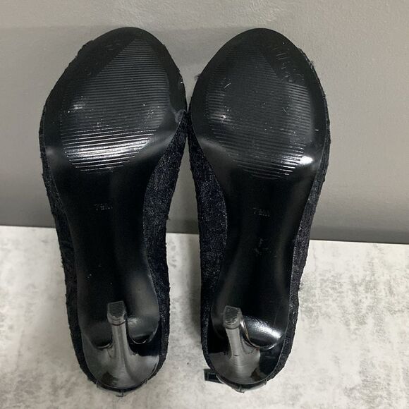 Guess Black Lace Mesh Gorgeous Ankle Boots/Booties Peep Toe Size 7.5 - Picture 11 of 16